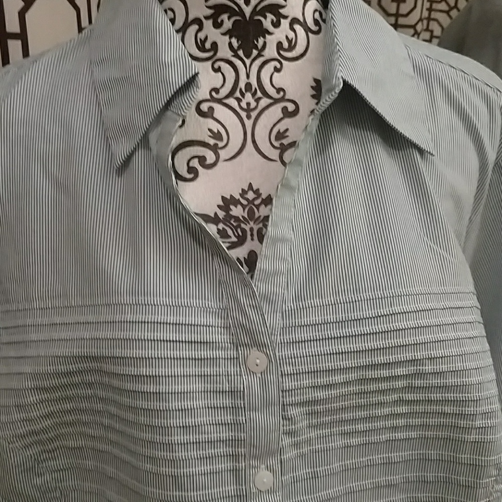 Signature - Picture 2 of 4